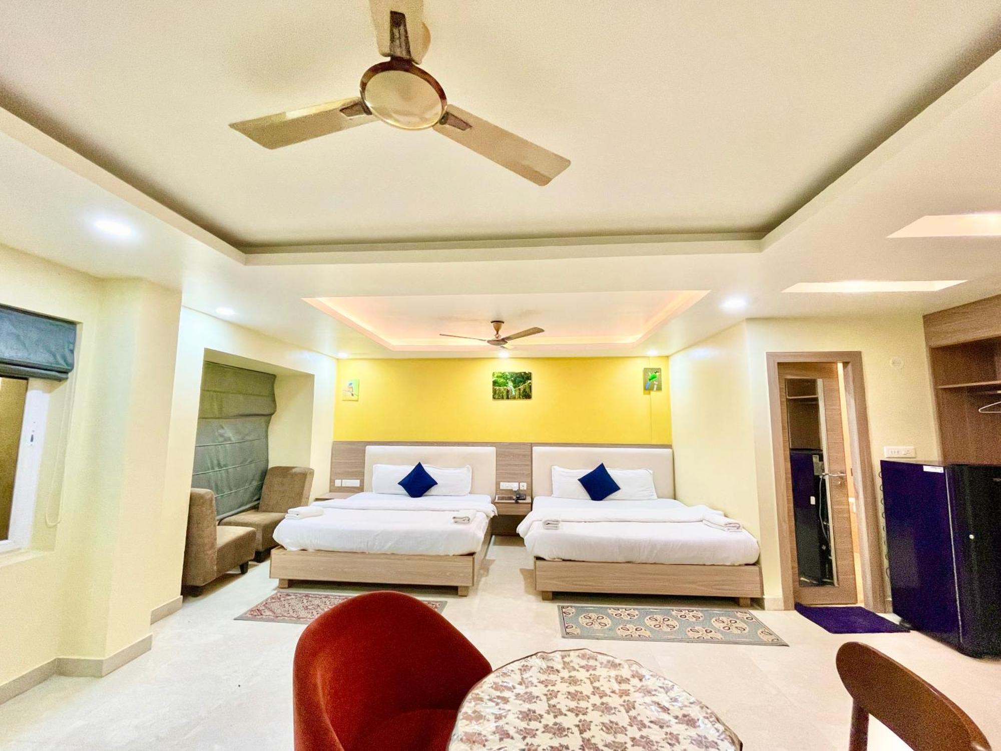 Hotel Rb International ! Puri Near-Sea-Beach-And-Temple Fully-Air-Conditioned-Hotel With-Lift-And-Card Payment Accepted-Parking-Facility, Best Hotel In Puri Exterior photo