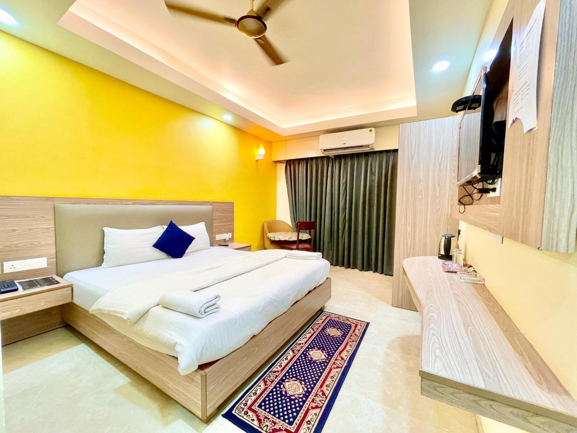 Hotel Rb International ! Puri Near-Sea-Beach-And-Temple Fully-Air-Conditioned-Hotel With-Lift-And-Card Payment Accepted-Parking-Facility, Best Hotel In Puri Exterior photo